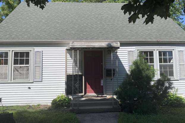 Building Photo - 8837 S Talman Ave
