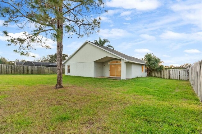 Building Photo - 212 Bent Oak Loop