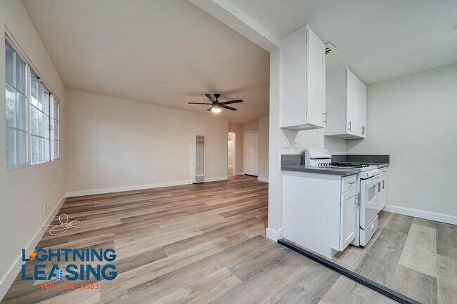 Building Photo - 3845 Gibraltar Ave