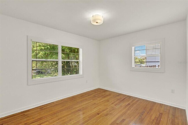 Building Photo - 3345 Lila Dr
