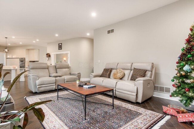 Building Photo - 4602 Sandwich Ct