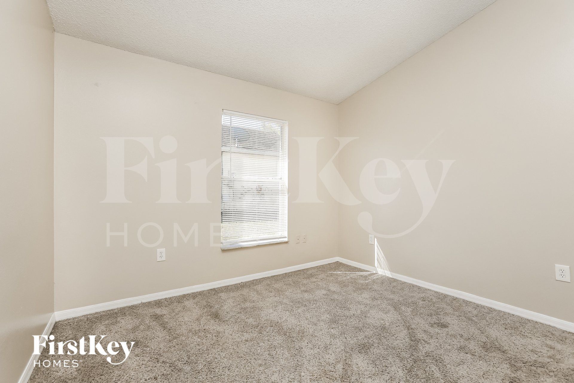 Building Photo - 7419 Little Pond Ct