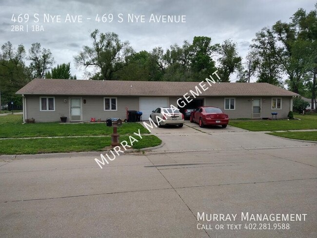 Building Photo - 469 S Nye Ave