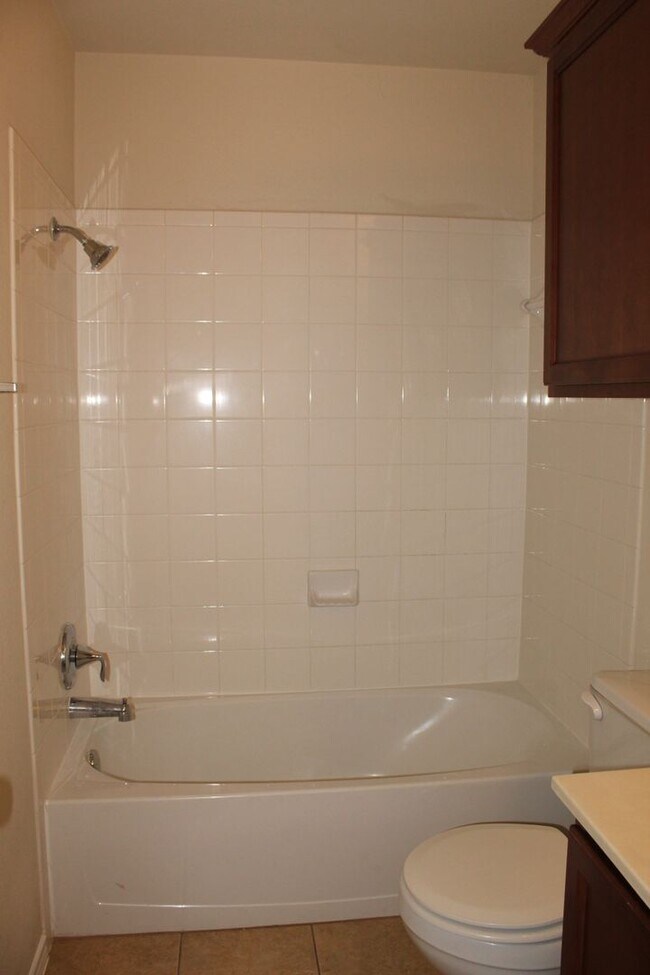 Building Photo - 3 BEDROOMS, COMMUNITY POOL, BELTON ISD
