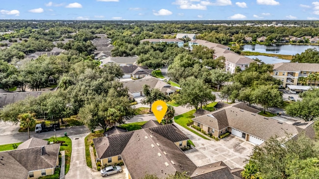 Building Photo - 1647 Red Oak Ln