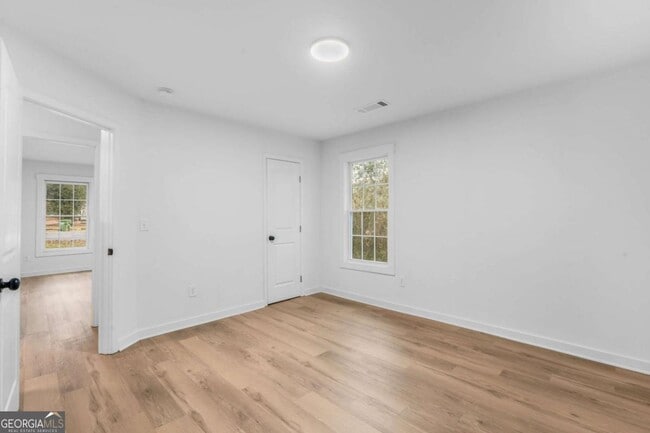 Building Photo - 408 E Marable St