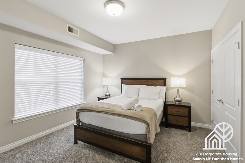 Building Photo - 2493 Sweet Home Rd