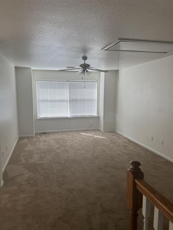 Building Photo - 13433 Hidden Valley Dr