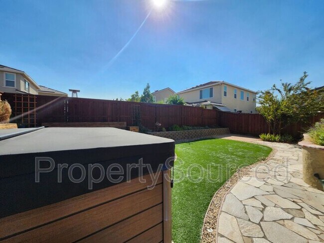 Building Photo - 17894 Amador Dr