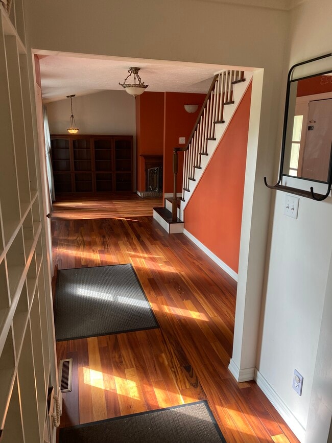 104 Spinning Wheel Ct 104 Spinning Wheel Ct West Lafayette IN 47906