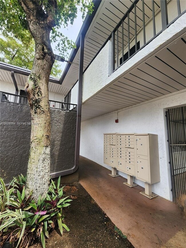 Building Photo - 19600 SW 110th Ct