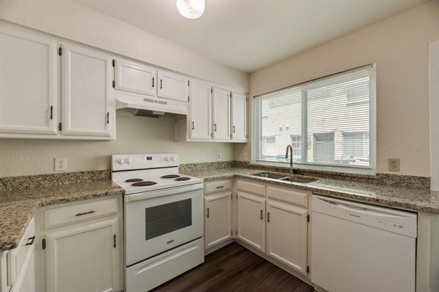 Building Photo - 105 Wildwood Ct