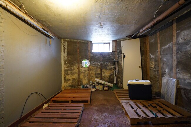 Building Photo - 21 Plainfield St