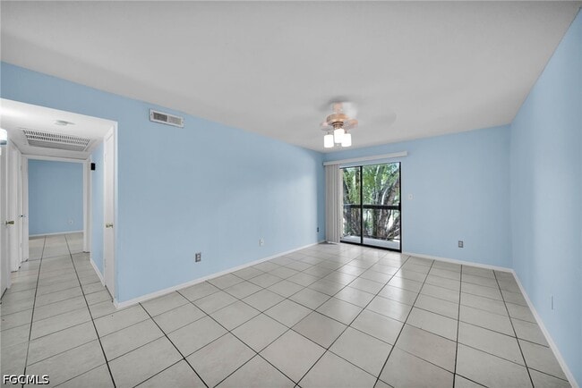 Building Photo - 2885 Winkler Ave