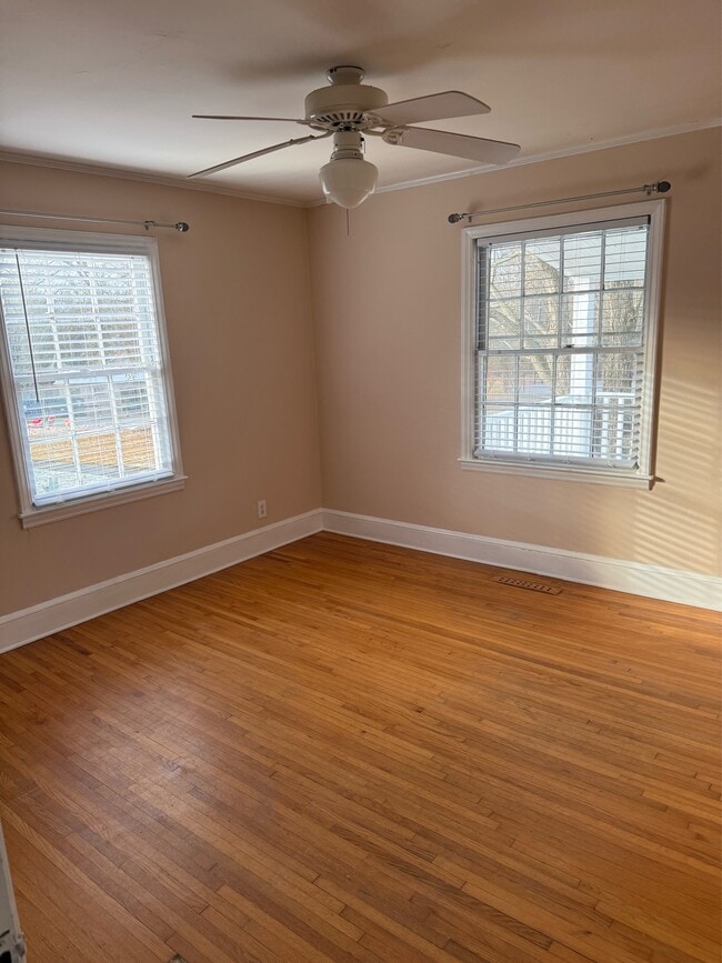 Building Photo - 2039 Wilhelmina Ave