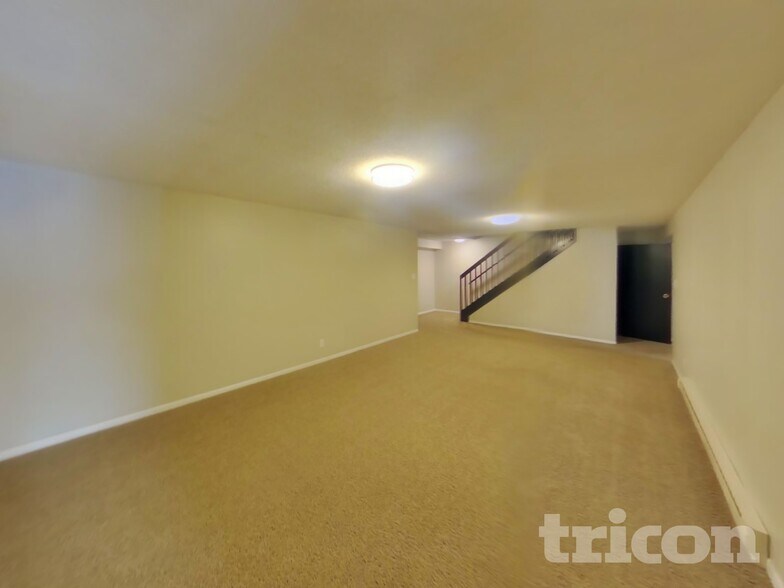 Building Photo - 13645 Timber Crest Dr