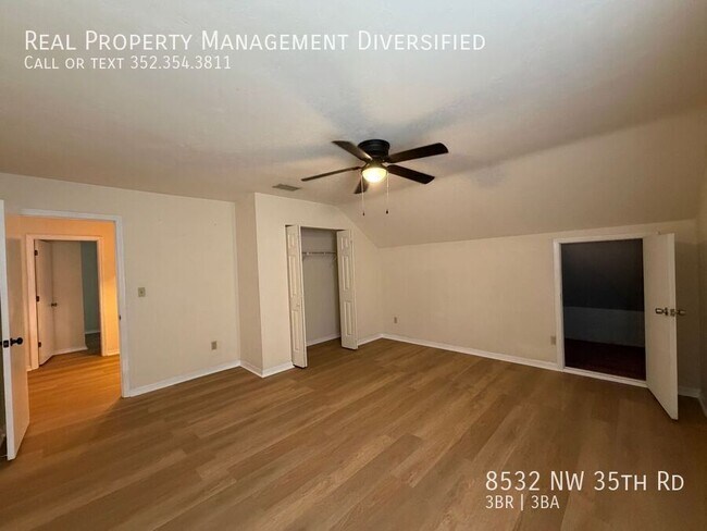 Building Photo - 8532 NW 35 Rd