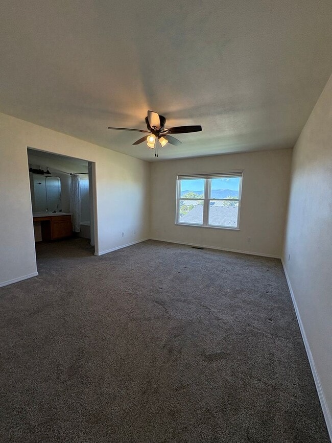 Building Photo - Stunning 2-Story 4 Bedroom Home With Finished Walk-Out Basement and Bonus Room