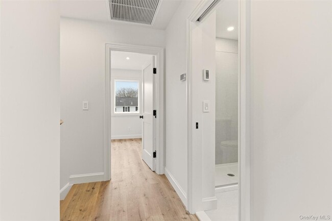 Building Photo - 98 Burt Ave