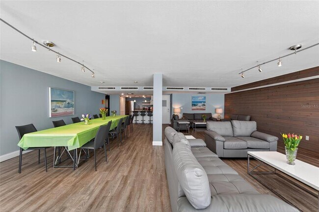 Building Photo - 4450 Gulf Blvd