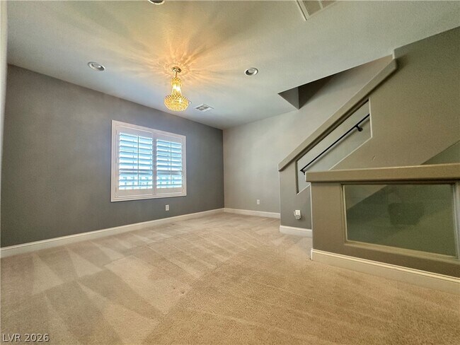 Building Photo - 5937 Gordon Creek Ave