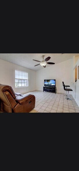 Building Photo - 3652 NW 83rd Ln