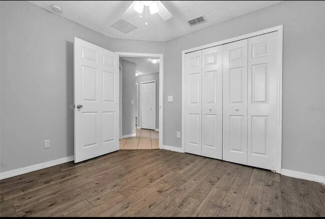 Building Photo - 447 Brayton Ln