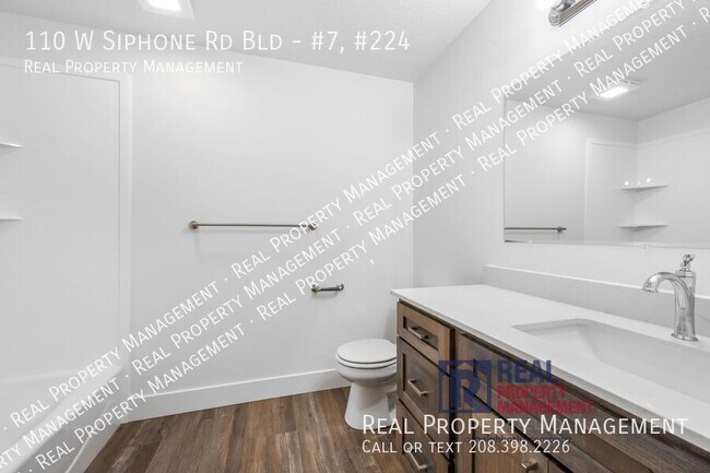 Building Photo - 110 W Siphon Rd