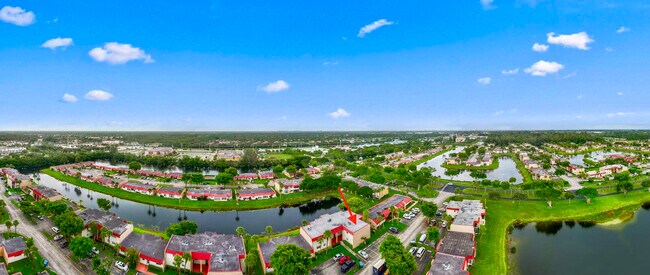 Building Photo - 129 Lake Carol Dr