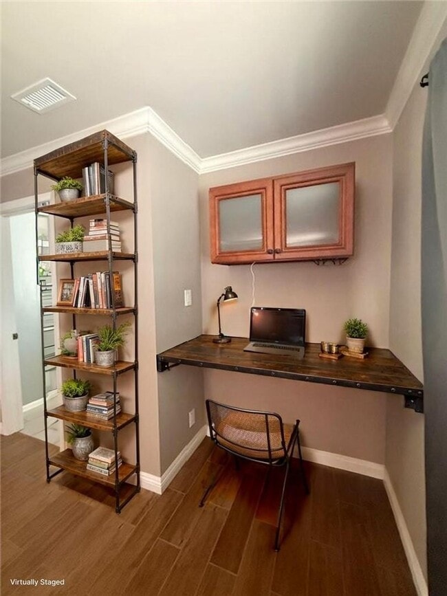 Building Photo - FULLERTON Single-Story POOL Home 4bed/2bath