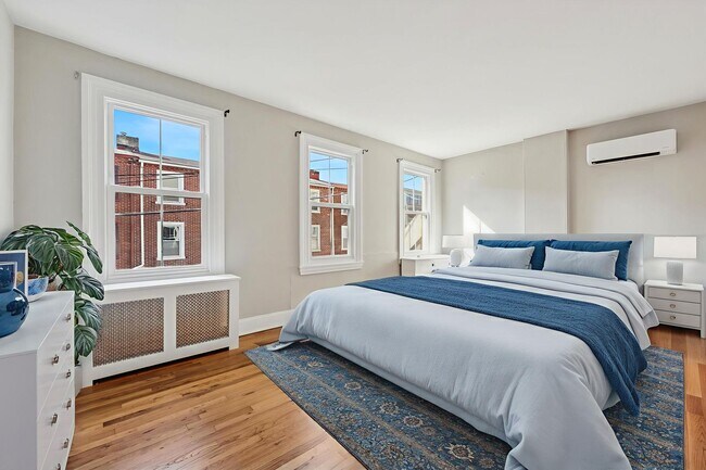 Building Photo - Updated 2BR Apartment in the Heart of West Chester Borough