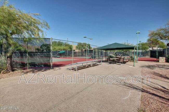 Building Photo - 3618 N Santiago Cir