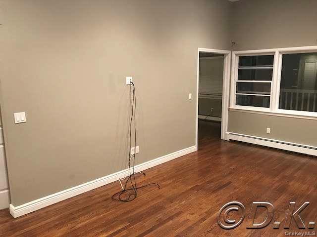 Building Photo - 469 E Park Ave