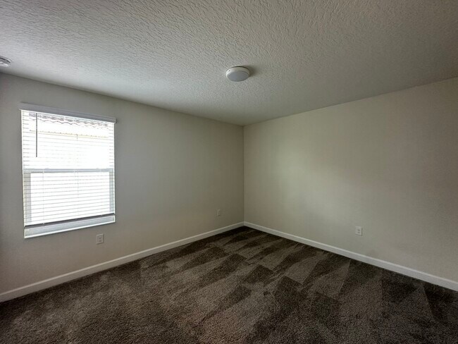 Building Photo - 1616 Oak Blossom Dr
