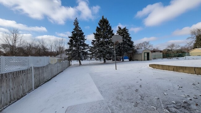 Building Photo - 1125 Charlene Ln