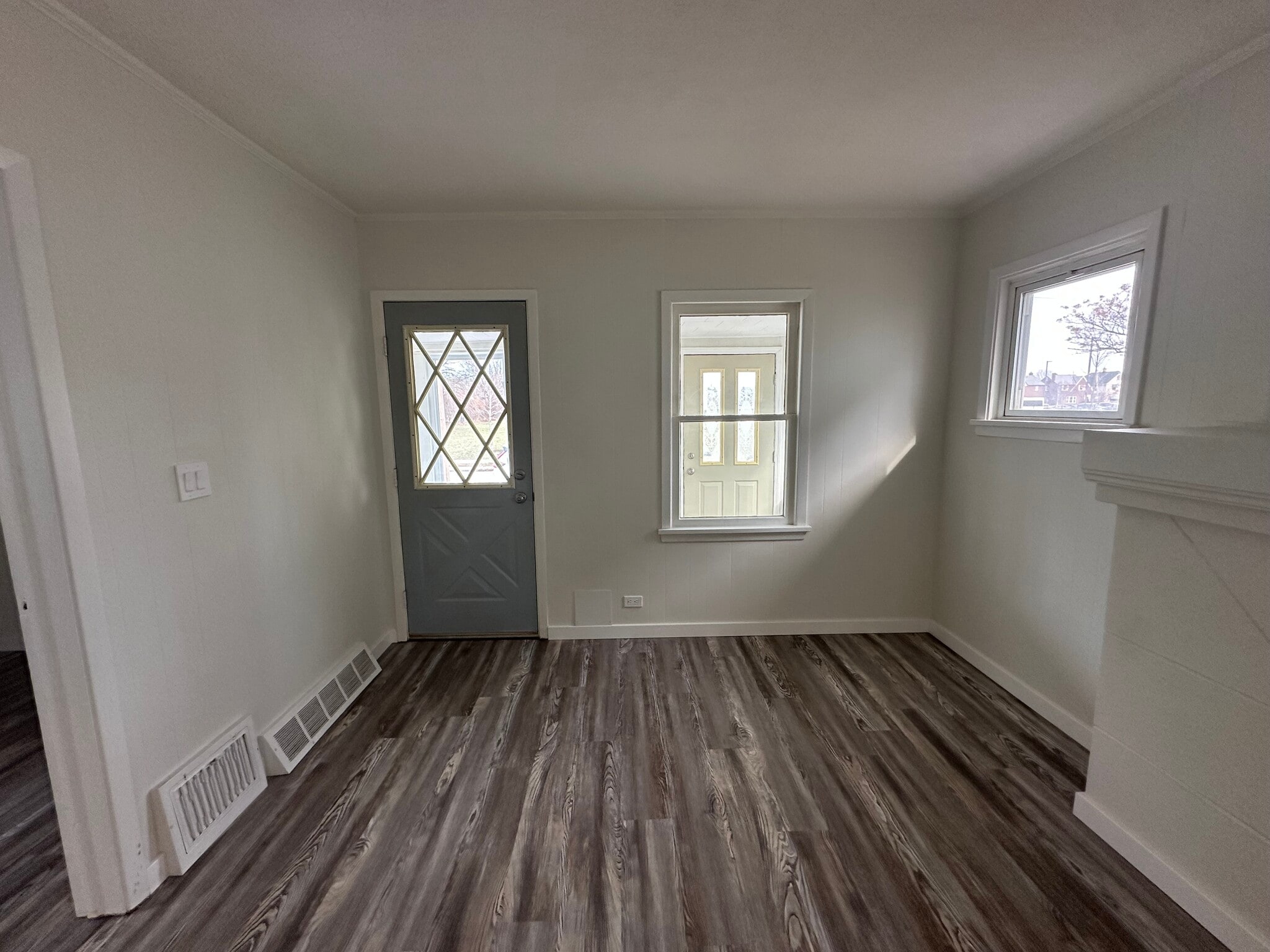 Building Photo - 18108 Harland Ave