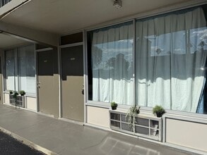 Building Photo - 5020-162 Irlo Bronson Olam Studio Apartments