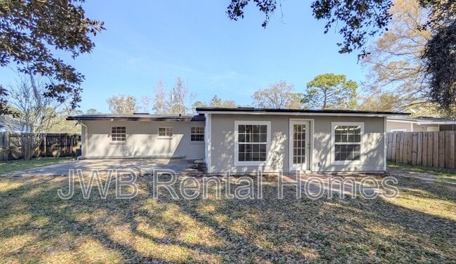 Building Photo - 3066 Purdom Dr