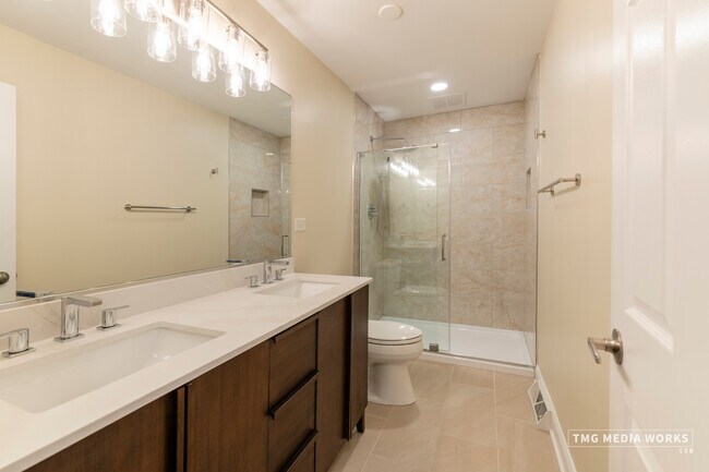 Building Photo - 24331 Davids Ct