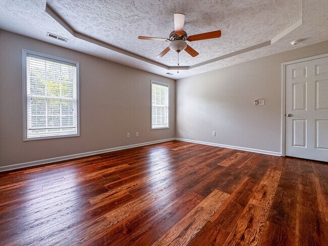 Building Photo - Lovely 3 Bed 2 Bath Plus Bonus Room Home in Raeford