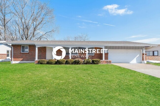 Building Photo - 11058 Perham Dr