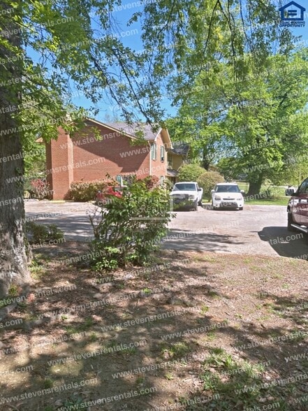 Building Photo - 4149 Willard Dr