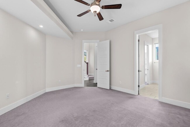 Building Photo - 1004 Banyon St