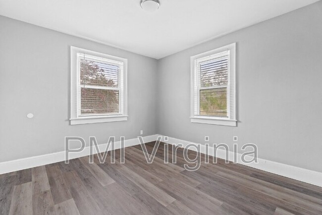 Building Photo - 1623 Deep Creek Blvd