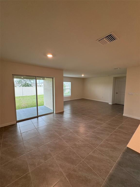 Building Photo - 8878 SW 48th Ave