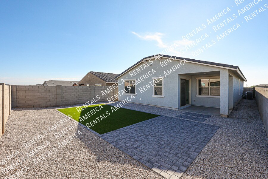 Building Photo - 15940 W Gray Fox Trl
