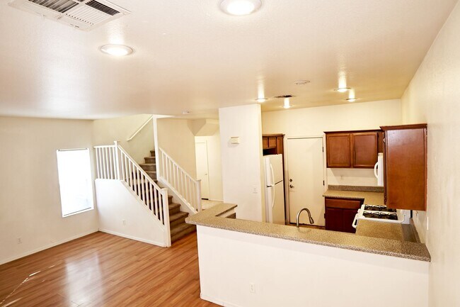Building Photo - Single Family Home in Gated Community
