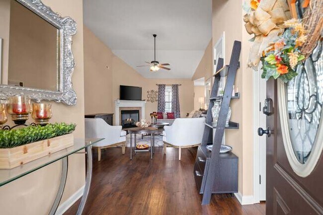 Building Photo - 3717 Tradewinds Terrace