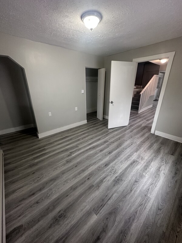 Building Photo - 2071 W 103rd St