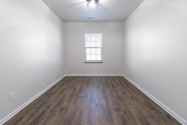 Building Photo - 478 Sapphire Rd